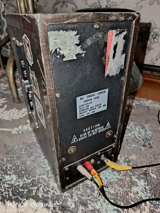 Калонка сотилади яхши састаянда баси зур