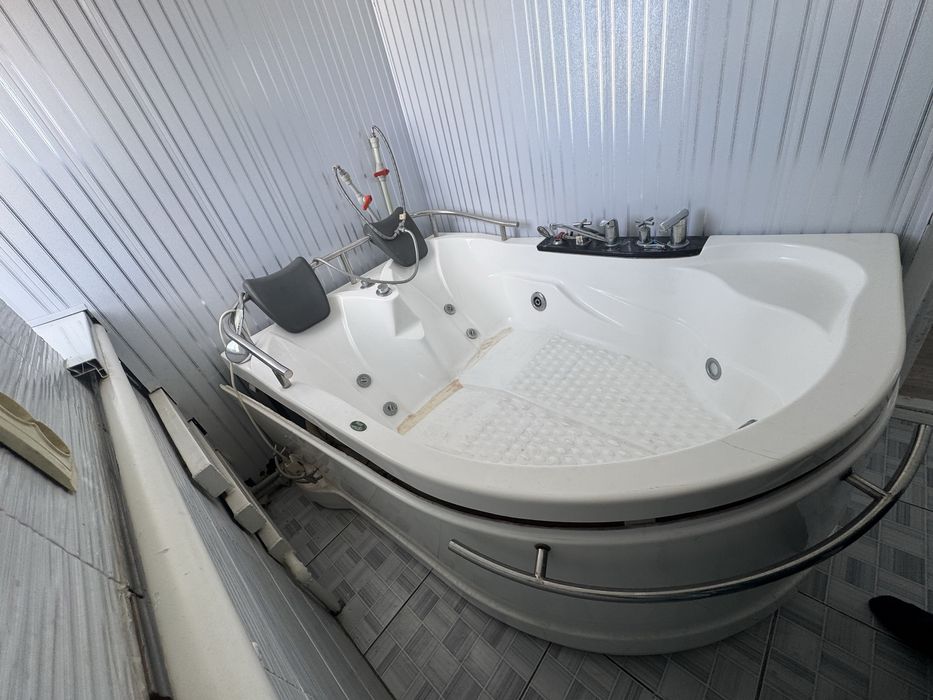 Продам джакузи ванну