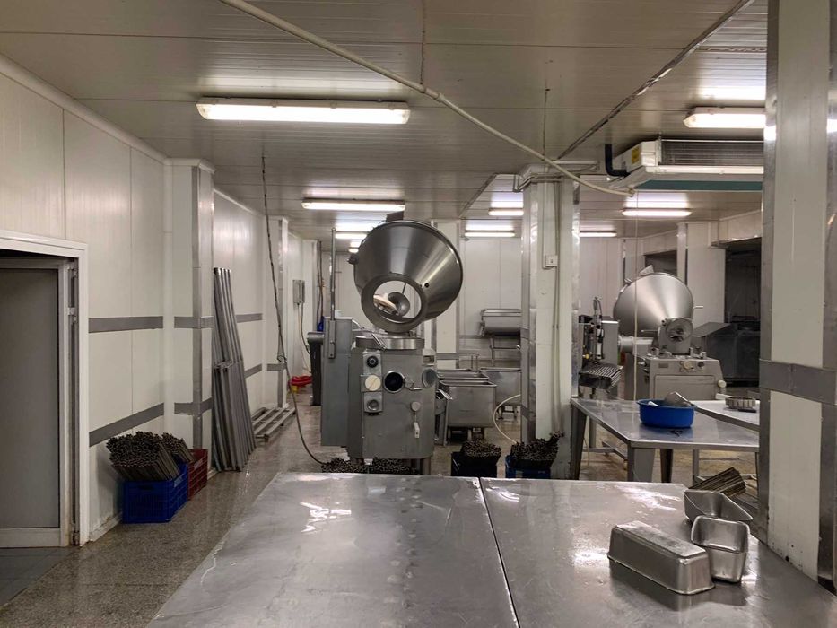 Продава се Промишлена сграда в Велико Търново, Колю Фичето - 1773 кв.м за 677 €/кв.м - Снимка #5