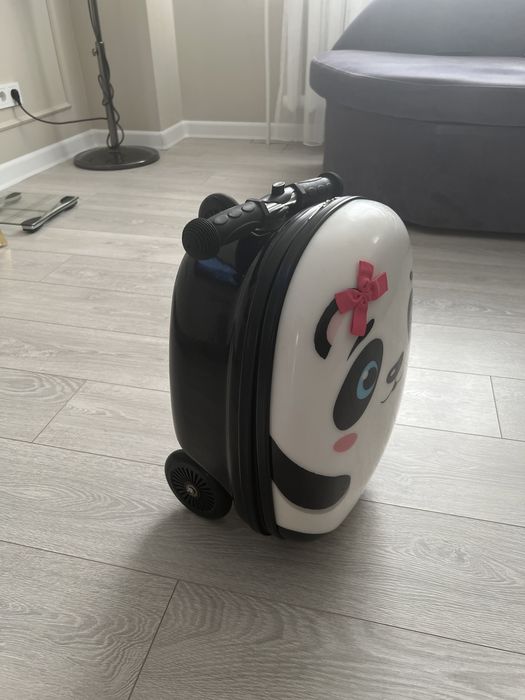 Чемодан -самокат