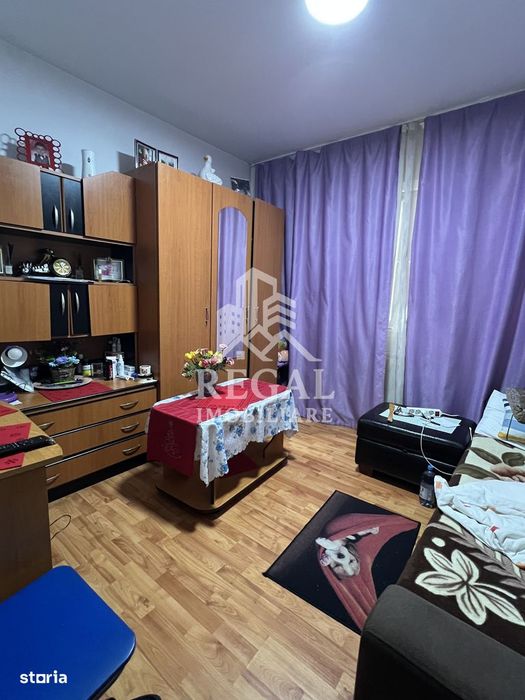 Apartament 2 camere de vânzare – Micro 7, Strada Pinilor | Etaj 10/10 — fotografia 3