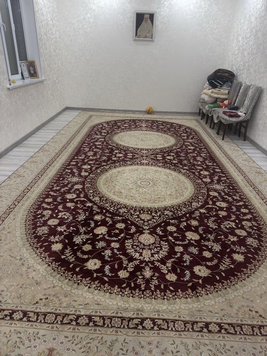 Кілем сатылады 8м