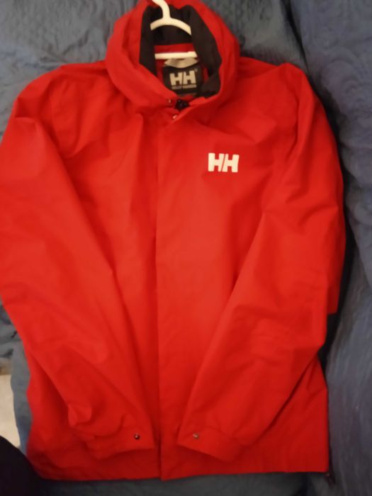 Дамско яке "HELLY HANSEN" ,устойчиво на вятър, дъжд ,размер S/P