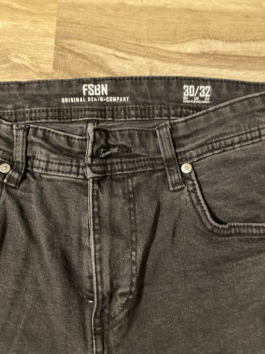 Blugi New Yorker FSBN Marimea 30/32