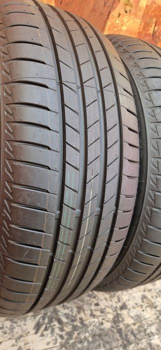 2 Anvelope noi 0 km   Bridgestone 225 50 R18 de vara . Run-flat.2020