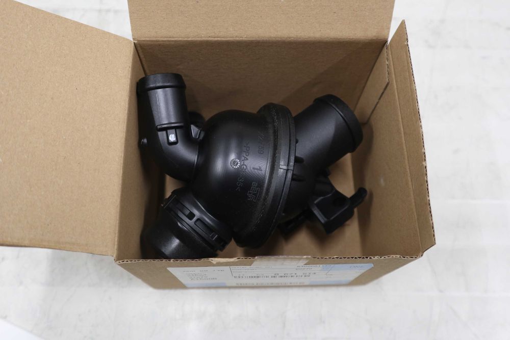 Термостат БМВ Ф06 Ф12 Ф13 4.0 Бензин