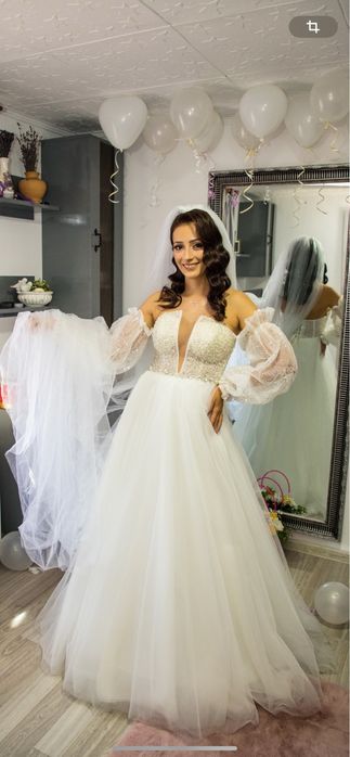 Vând rochie de mireasă