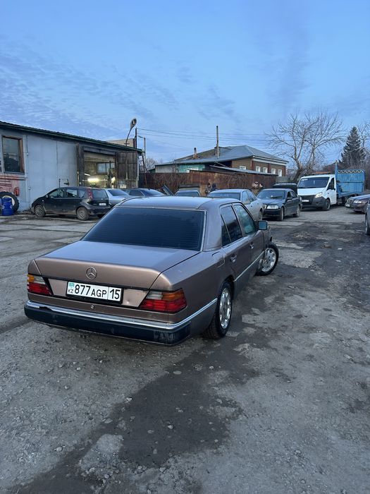 Продам мерседес 124