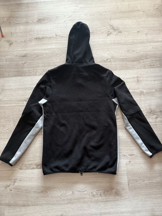 Nike Tech Fleece (XS-S)