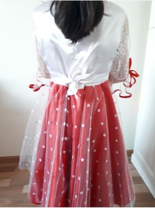 Продам платье на девочку