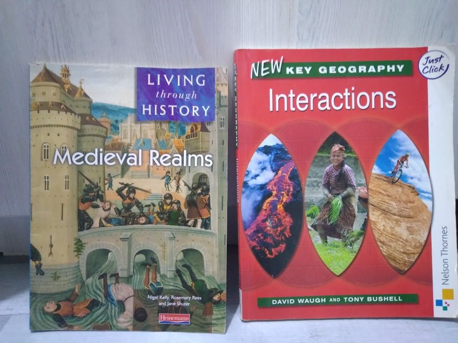 Продаются учебники на английском языке