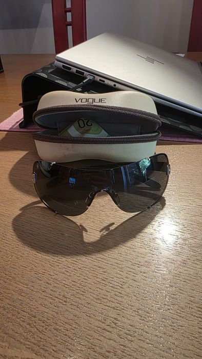 Ochelari Vogue ca noi