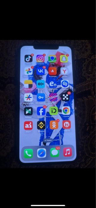 Продам IPhone 11 pro max