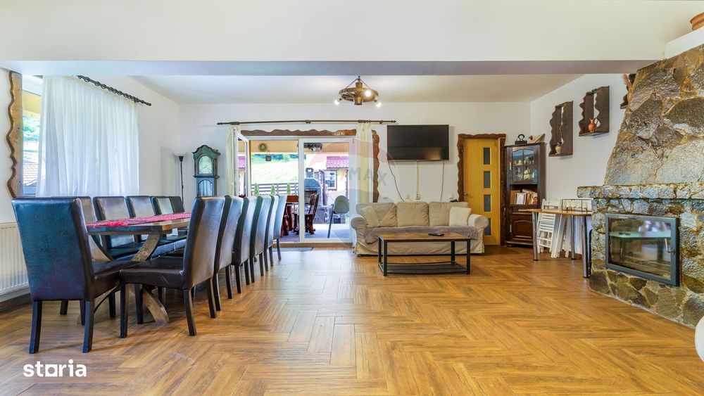 Cabana de vânzare –Mărișel, 10 camere, terasa 41mp, piscină, ciubăr