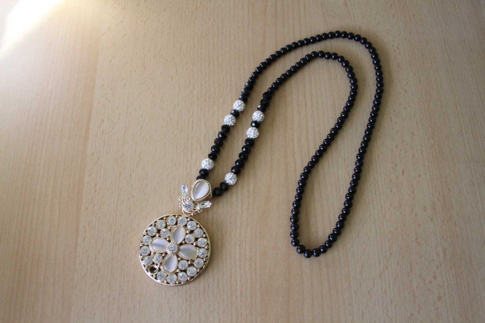 Украшение бижутерия на подарок