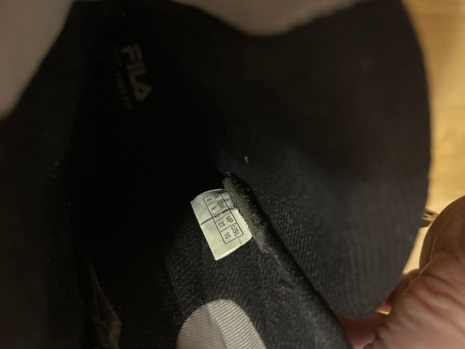 role FILA Thetis Pro pentru bărbați, mărimea 42 (UK 8 / US 9 / 27 cm), în stare foarte bună