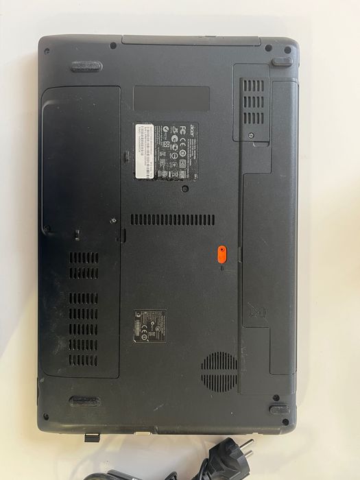 Лаптоп Aspire 5750 Series P5WE0 на Acer