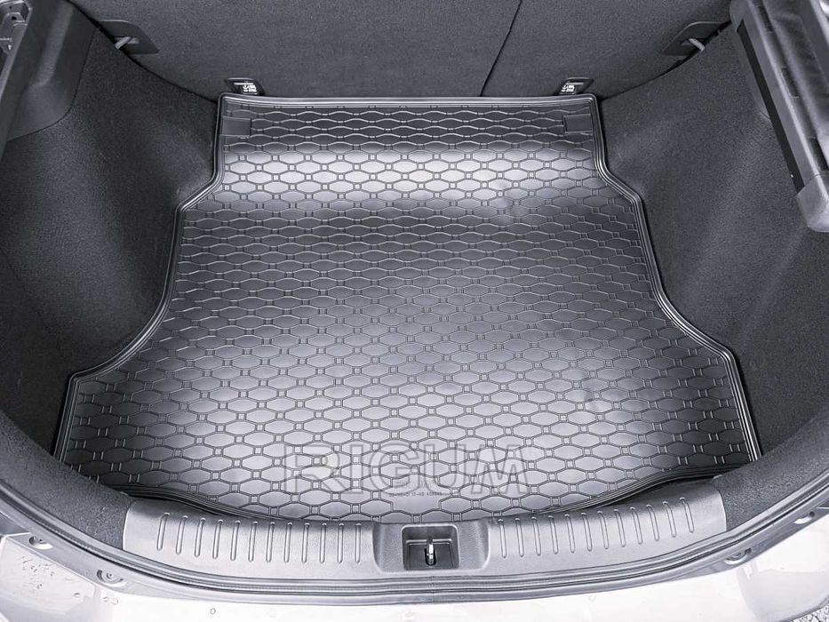 Гумени стелки или багажник HONDA CIVIC X, Хонда Сивик от 2017 до 2022г