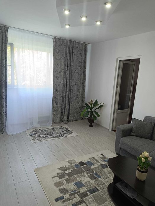 Apartament 2 camere de închiriat