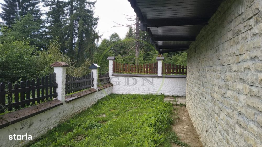 Penthouse cu vedere spectaculoasa catre Varful Omu si Masivul Bucegi |