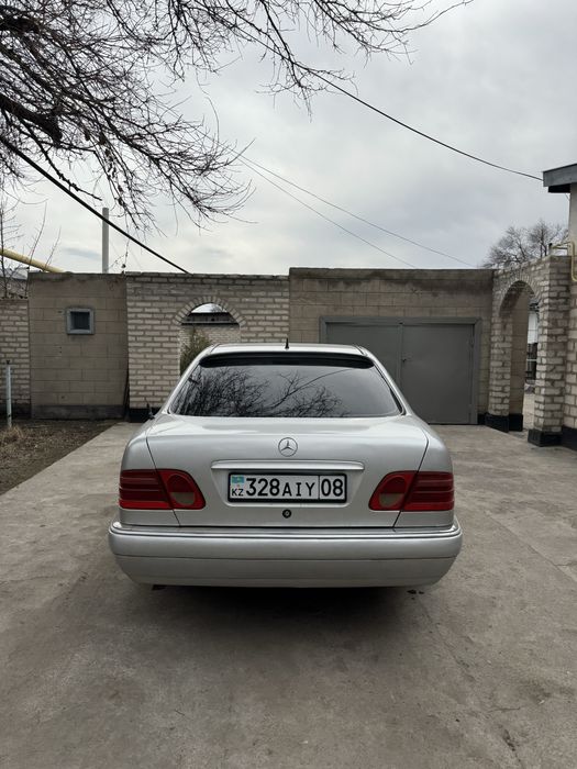 Машина продается