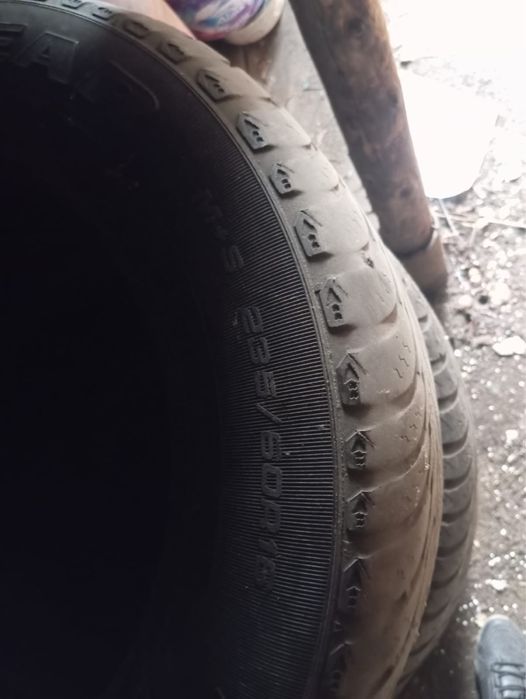 Резина 235/60R16