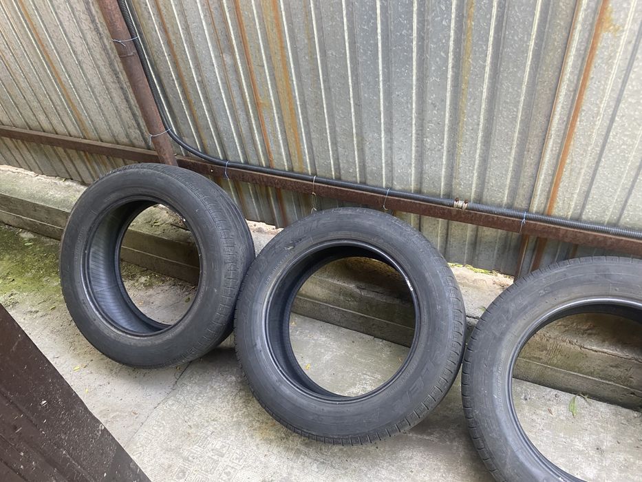 Продам шины Bridgestone