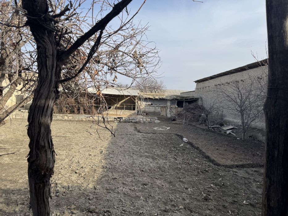 уй сотилади навбахордан