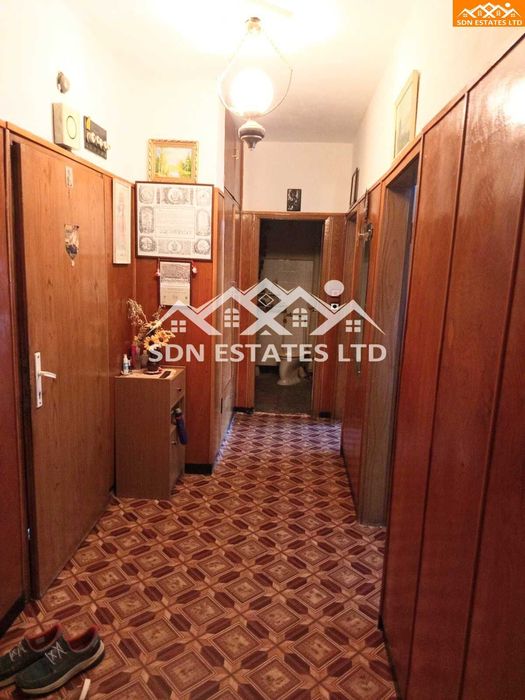 Продава се Тристаен апартамент в Казанлък - 95 кв.м за 966 €/кв.м - Снимка #9