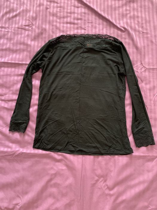 Обежда 48 оазмер , многая одевалась 1 раз