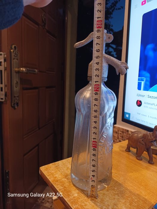 Sticla veche de sifon