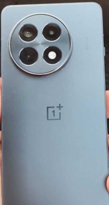 OnePlus ace 5 12x256