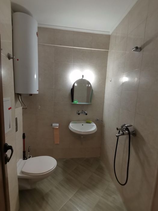 Дава се под наем Двустаен апартамент в Бургас, Лазур - 65 кв.м за 348.84 € - Снимка #5