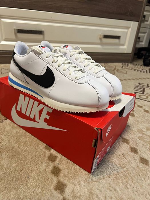 Продам Nike cortez