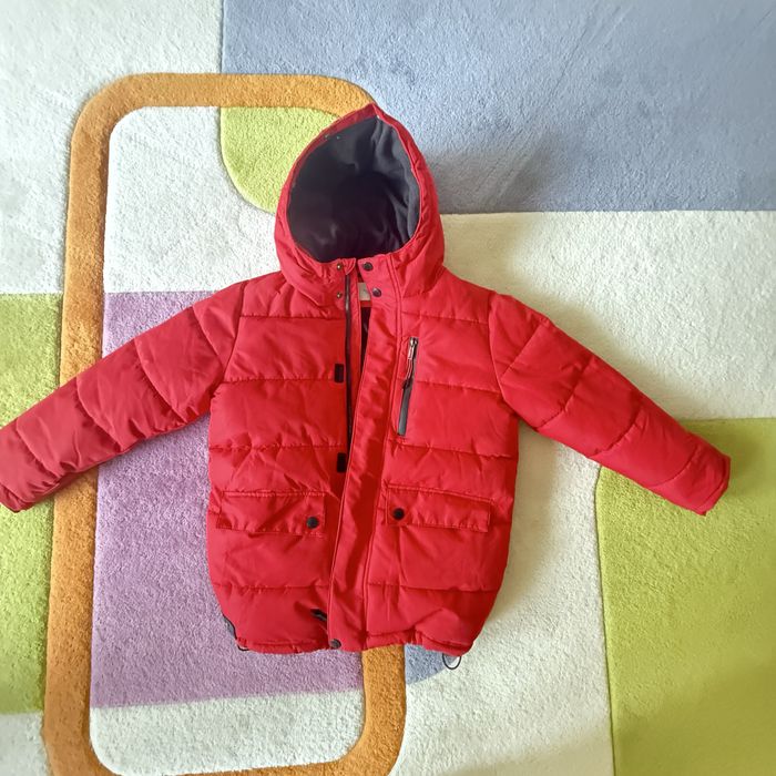 Земно яке Reserved с пухена изкуствена яка