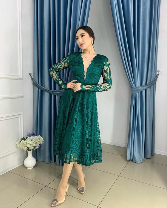 Продам новое вечернее платье