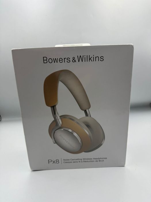 Bowers & Wilkins Px8
