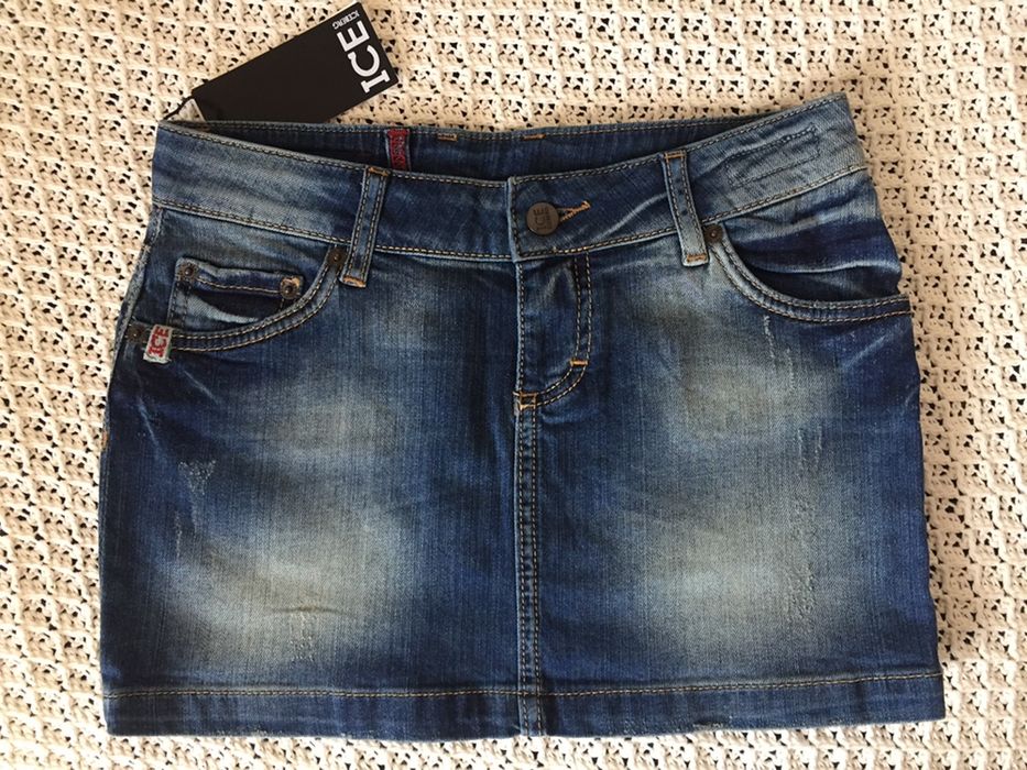 Дамски поли Dsquared2 и Iceberg