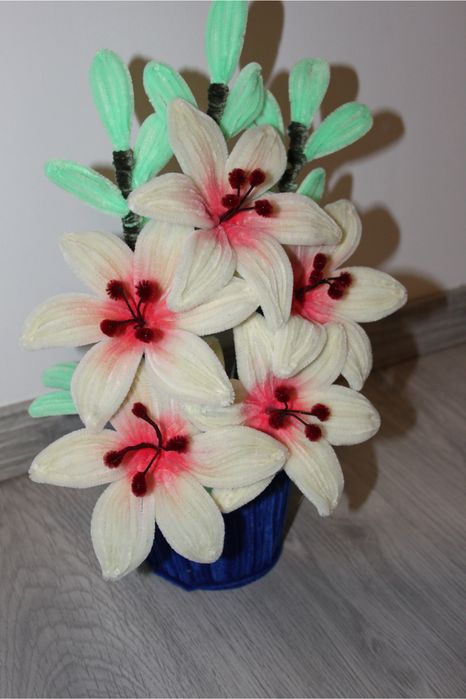 Crini din sarma plusata