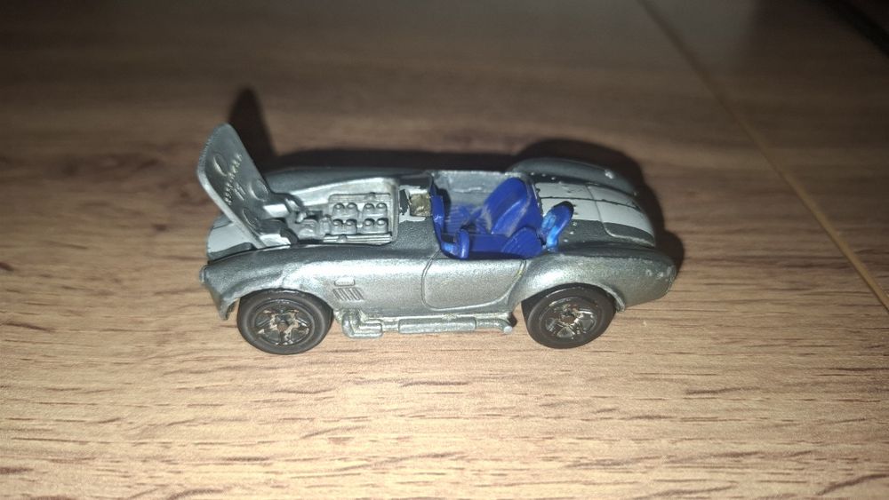 Оригинальная Hot Weels Classic Cobra