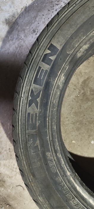 Продам 2 покрышки