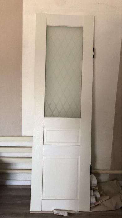Продам двери 60 см