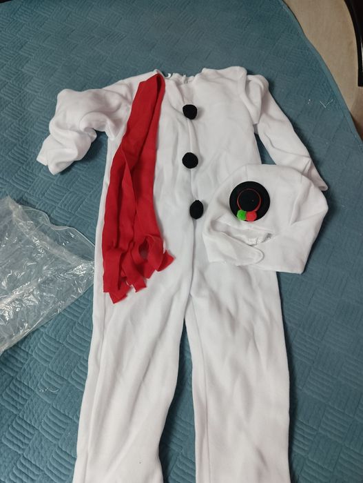 Продам костюм снеговика