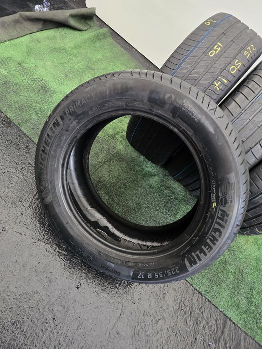225.55.17  michelin bridgestone