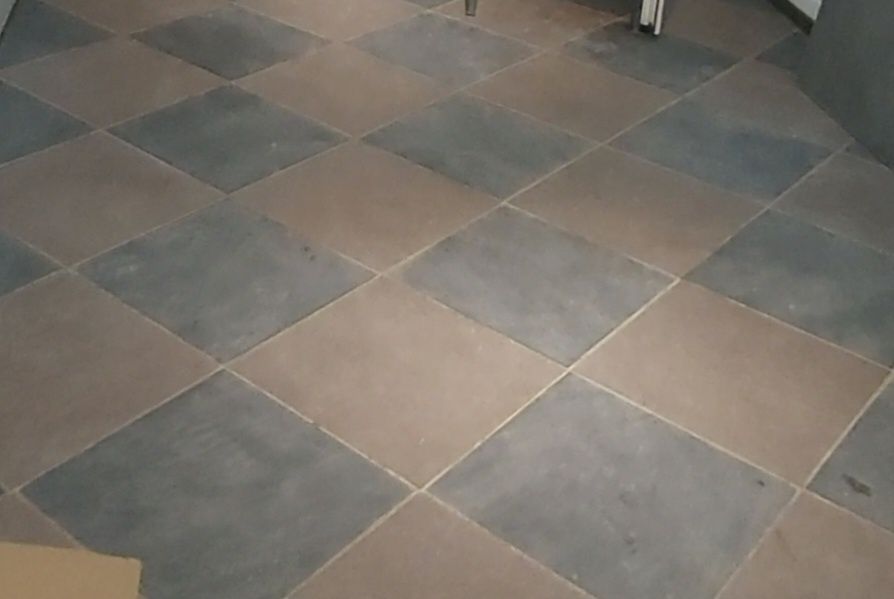 БУ кафель 45*45см. 14кв.м.. 800тг.