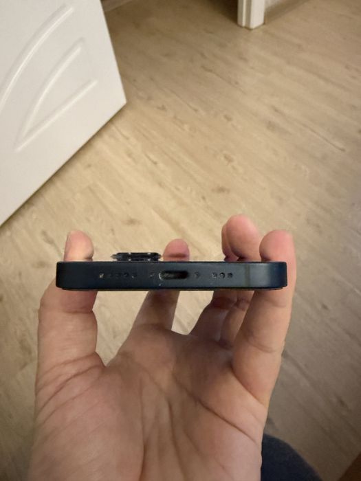 Продам iphone 13/128 gb, black