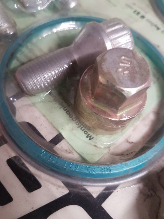 Оригинални BBS болтове, вентили, центриращи втулки