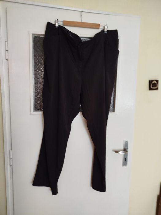 Нов черен панталон  3 хл