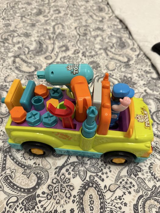 Игрушки интерактивные машинки