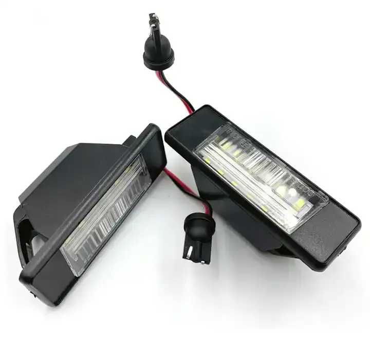 LED Плафони за Nissan Qashqai Juke Primera Pathfinder диодни за номер